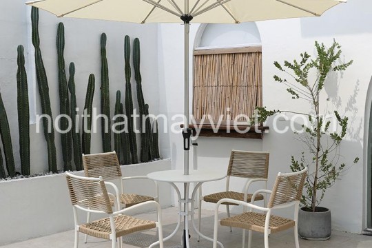 BÀN GHẾ ĐAN NHỰA GIẢ MÂY: SỰ LỰA CHỌN HOÀN HẢO CHO MỌI KHÔNG GIAN