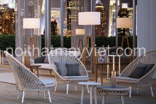 MỘT TRONG NHỮNG MẪU BÀN GHẾ BAN CÔNG ĐẸP NHÀ MÂY VIỆT