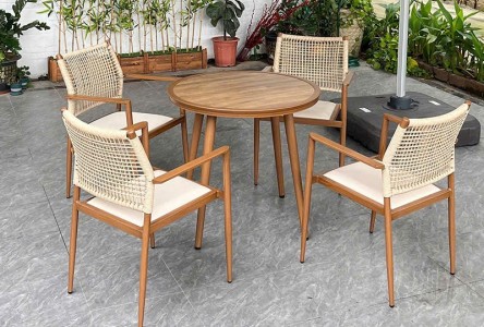 Bộ Bàn Ghế Mây Ngoài Trời – Sự Kết Hợp Hoàn Hảo Giữa Thẩm Mỹ Và Độ Bền