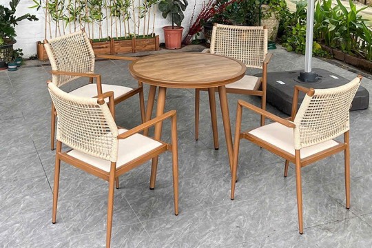Bộ Bàn Ghế Mây Ngoài Trời – Sự Kết Hợp Hoàn Hảo Giữa Thẩm Mỹ Và Độ Bền
